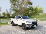 تويوتا هيلوكس SR5 2025
